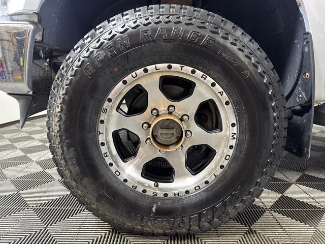 Used 2008 Silver Ford XL image 11