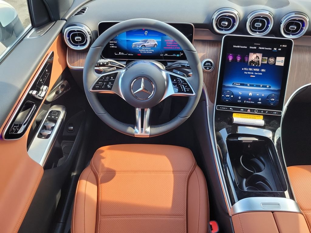 New 2027 Polar White Mercedes-Benz GLC 300 image 13