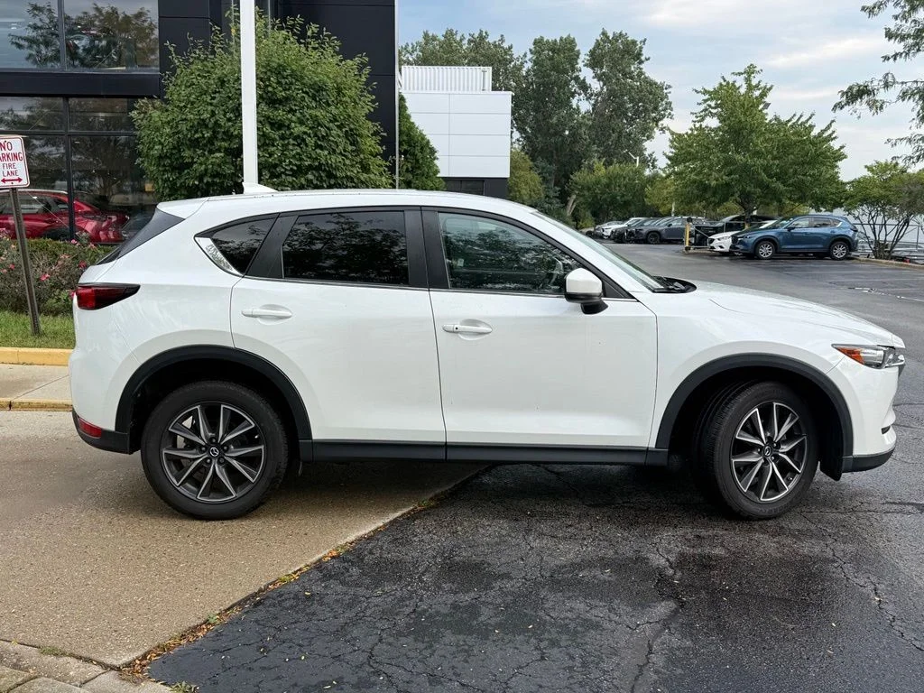 Used 2018 White Mazda Touring image 8