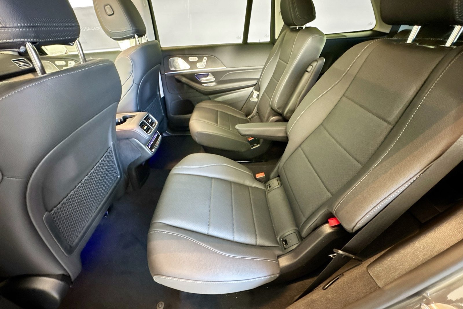 New 2026 Selenite Grey Metallic Mercedes-Benz GLS 450 image 22