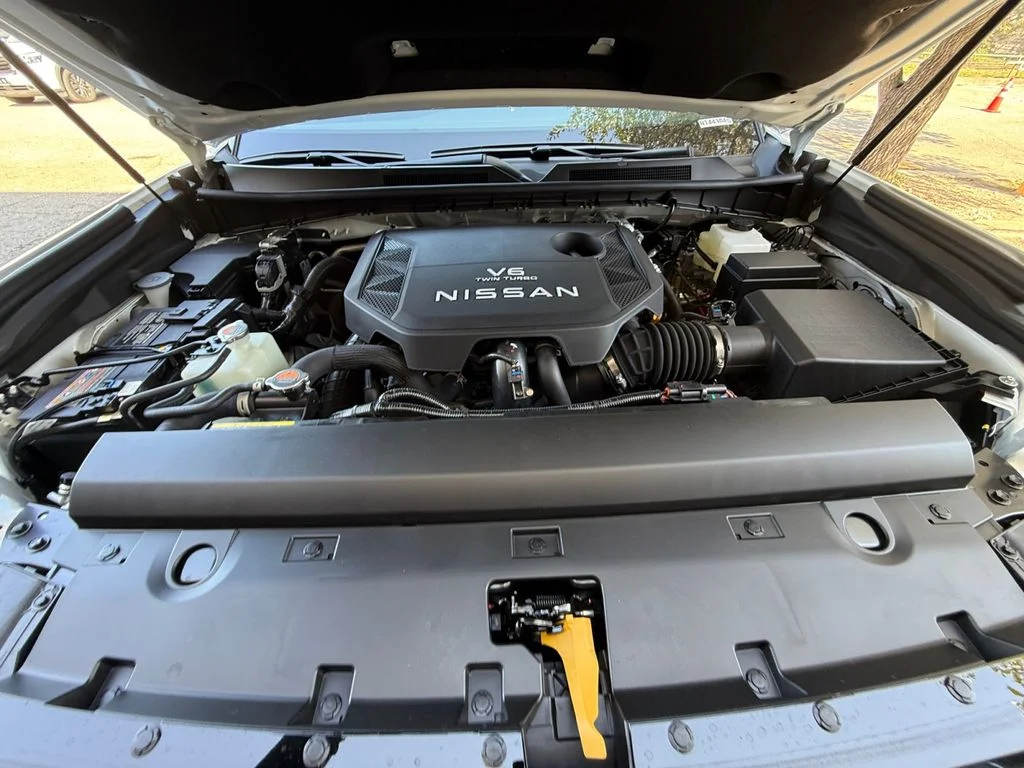 New 2026 White Nissan SL image 20