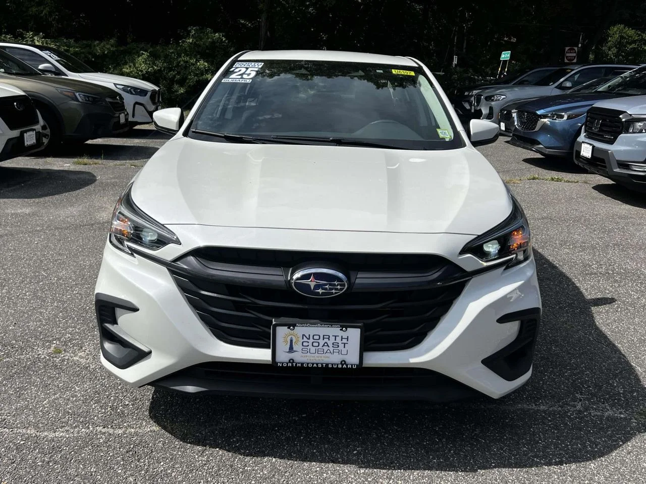 Used 2025 Crystal White Pearl Subaru Premium image 8