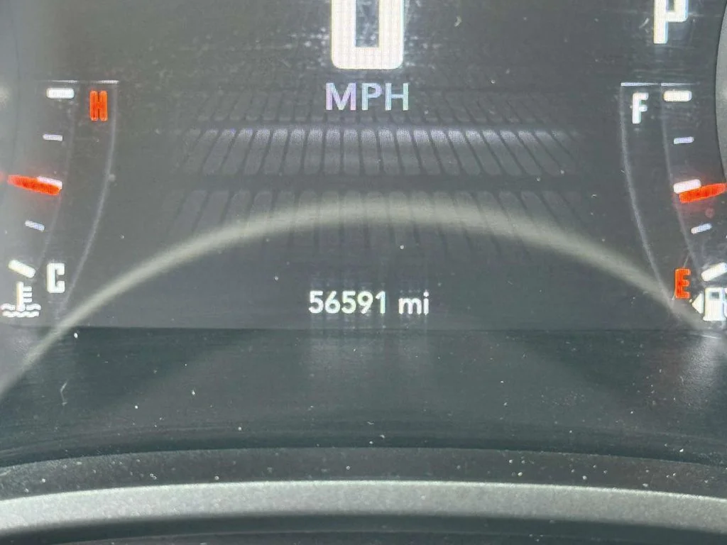 Used 2019 Red Dodge SXT image 24