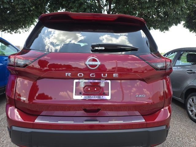 Used 2026 Red Nissan SV image 4