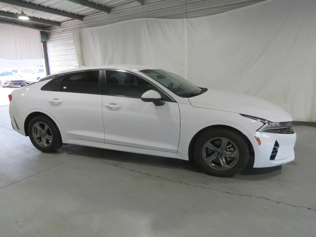 Used 2023 Glacial White Pearl Kia LXS image 7