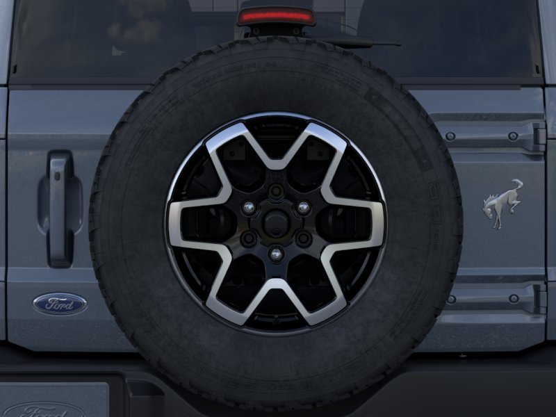 New 2025 Azure Gray Metallic Tri-Coat Ford Outer Banks® image 24