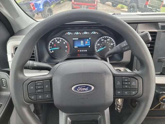 New 2026 Oxford White Ford XL image 26
