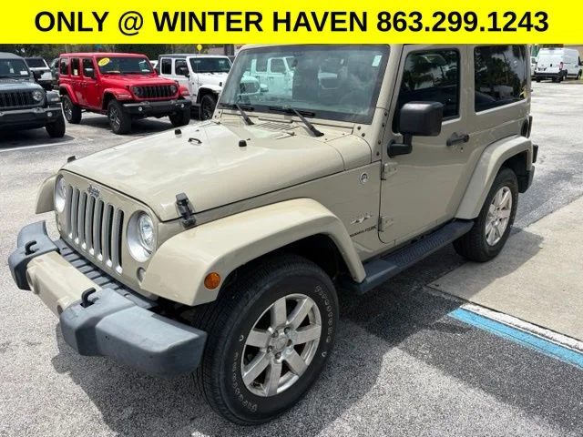 Used 2018 Beige Jeep Sahara image 7