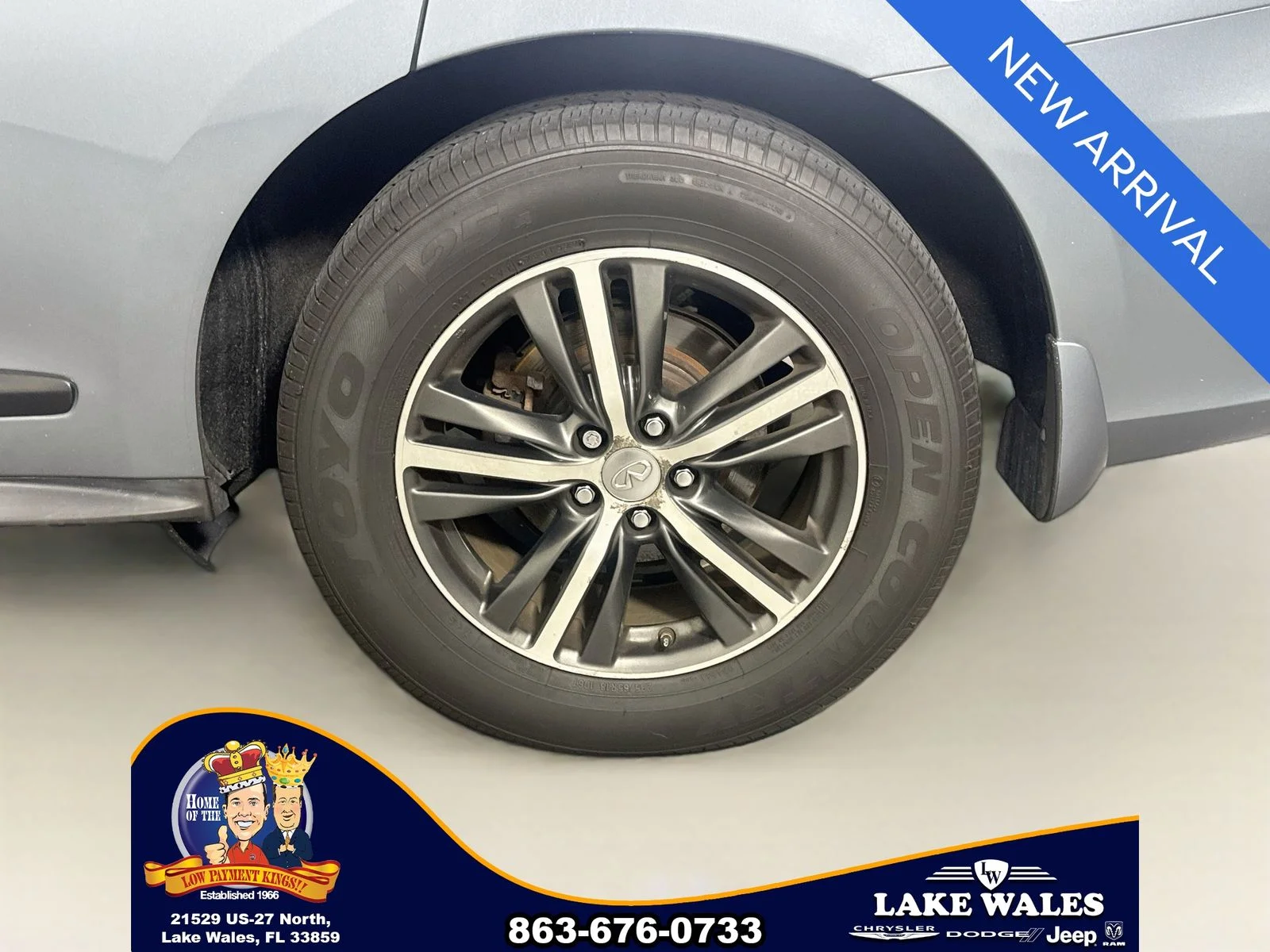 Used 2016 Blue INFINITI Base image 32