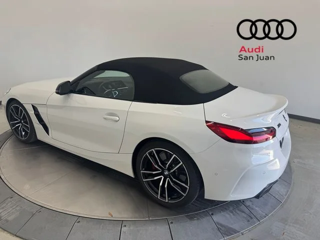 Used 2025 White BMW sDrive M40i image 37