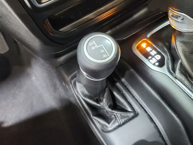 Used 2022 Gray Jeep Sport image 25