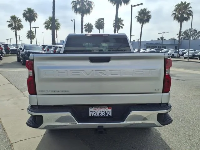 Used 2020 SILVER ICE METALLIC Chevrolet LT image 8