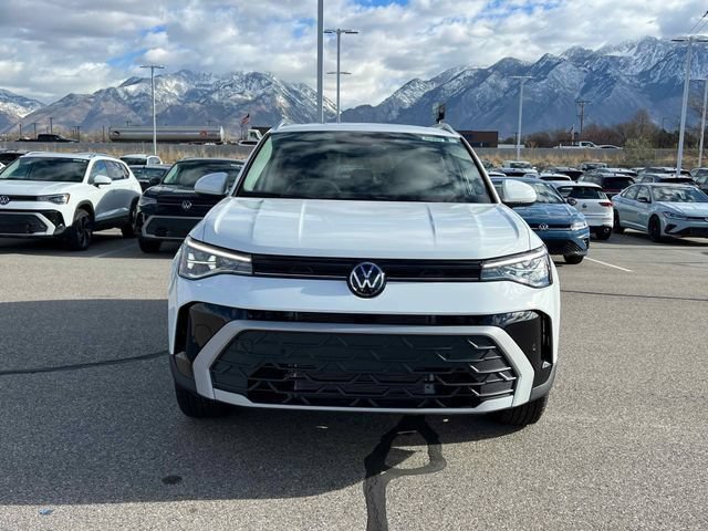 New 2026 Pure White Volkswagen SE image 5