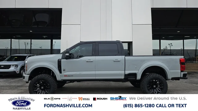2026 Ford F-250 Super Duty Black Widow 4WD
