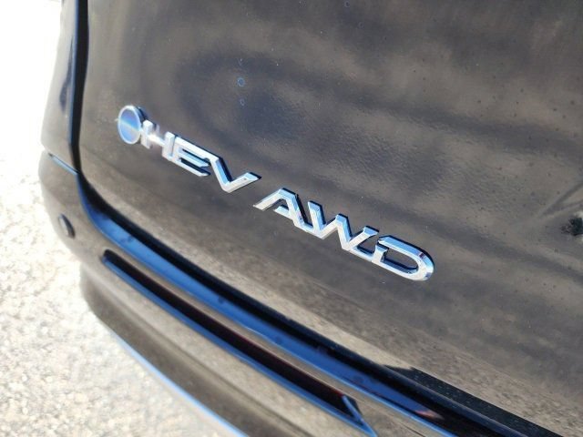 Used 2025 Midnight Black Metallic Toyota Platinum image 9
