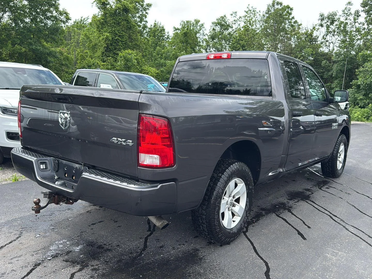 Used 2018 Granite Crystal Metallic Clearcoat Ram Express image 9