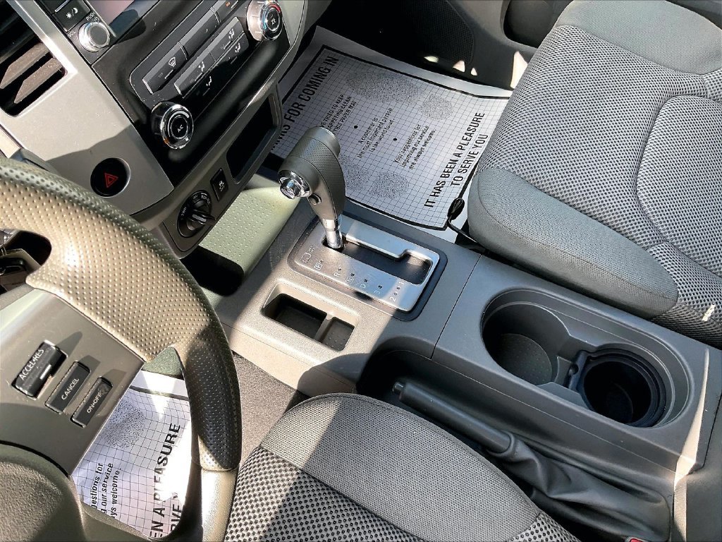Used 2019 Glacier White Nissan SV image 20