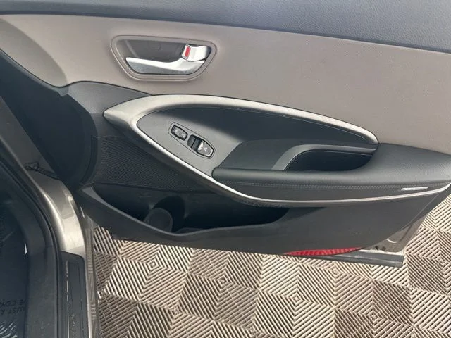 Used 2017 Gray Hyundai 2.4 Base image 22