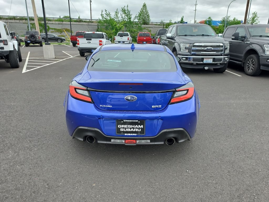 Used 2026 Blue Pearl Subaru Limited image 3