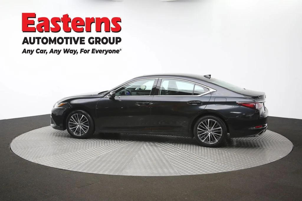 Used 2023 Black Lexus 350 image 64