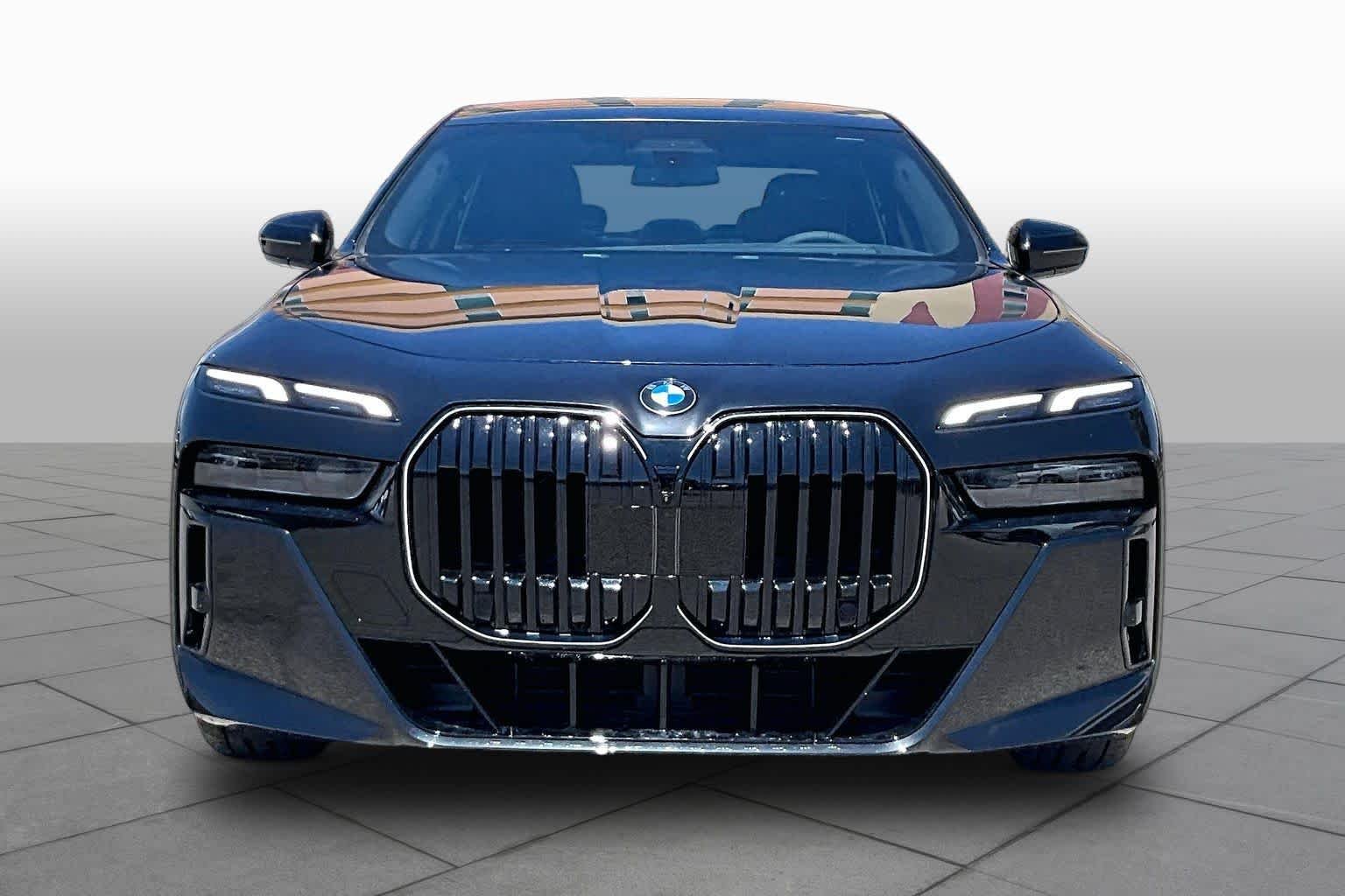 New 2026 Black Sapphire Metallic BMW 740i xDrive image 3