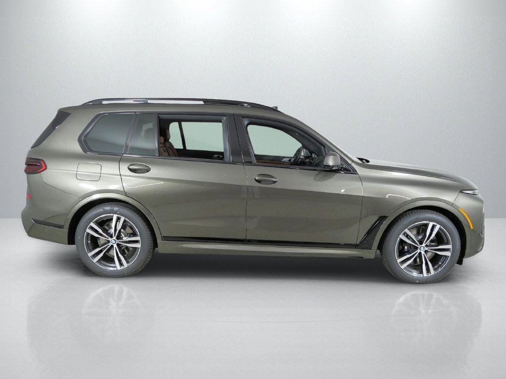 New 2027 Manhattan Green Metallic BMW xDrive40i image 8