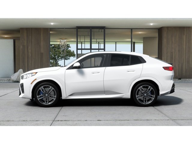 New 2027 Alpine White BMW  image 4