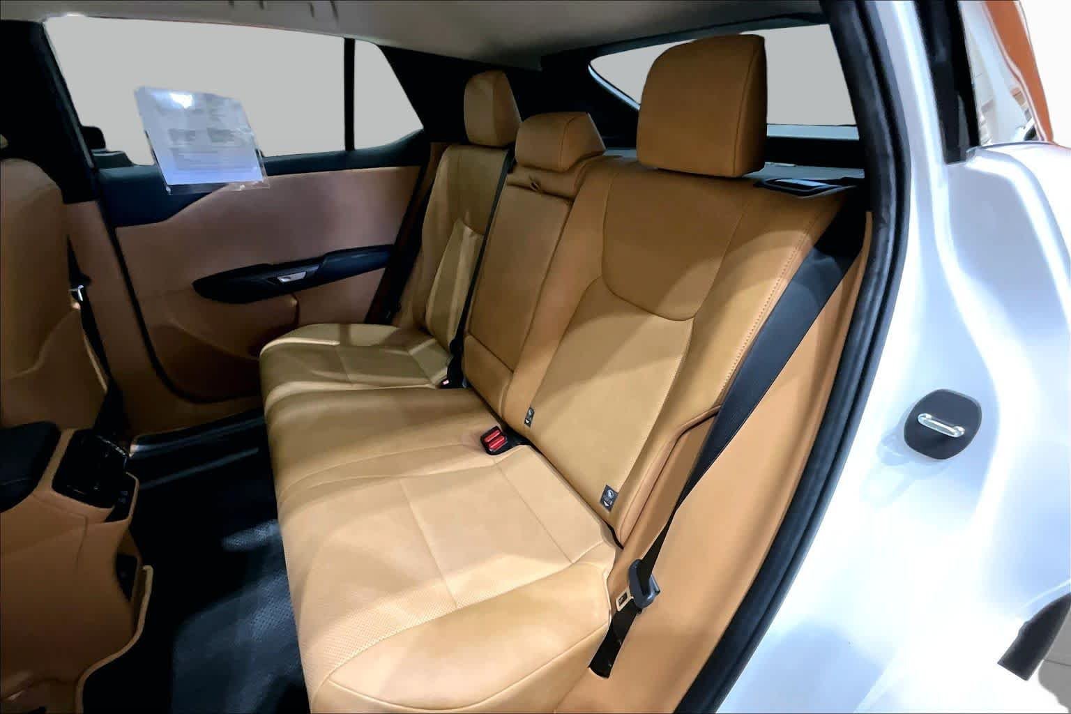 Certified Used 2023 Eminent White Pearl Lexus Premium image 18