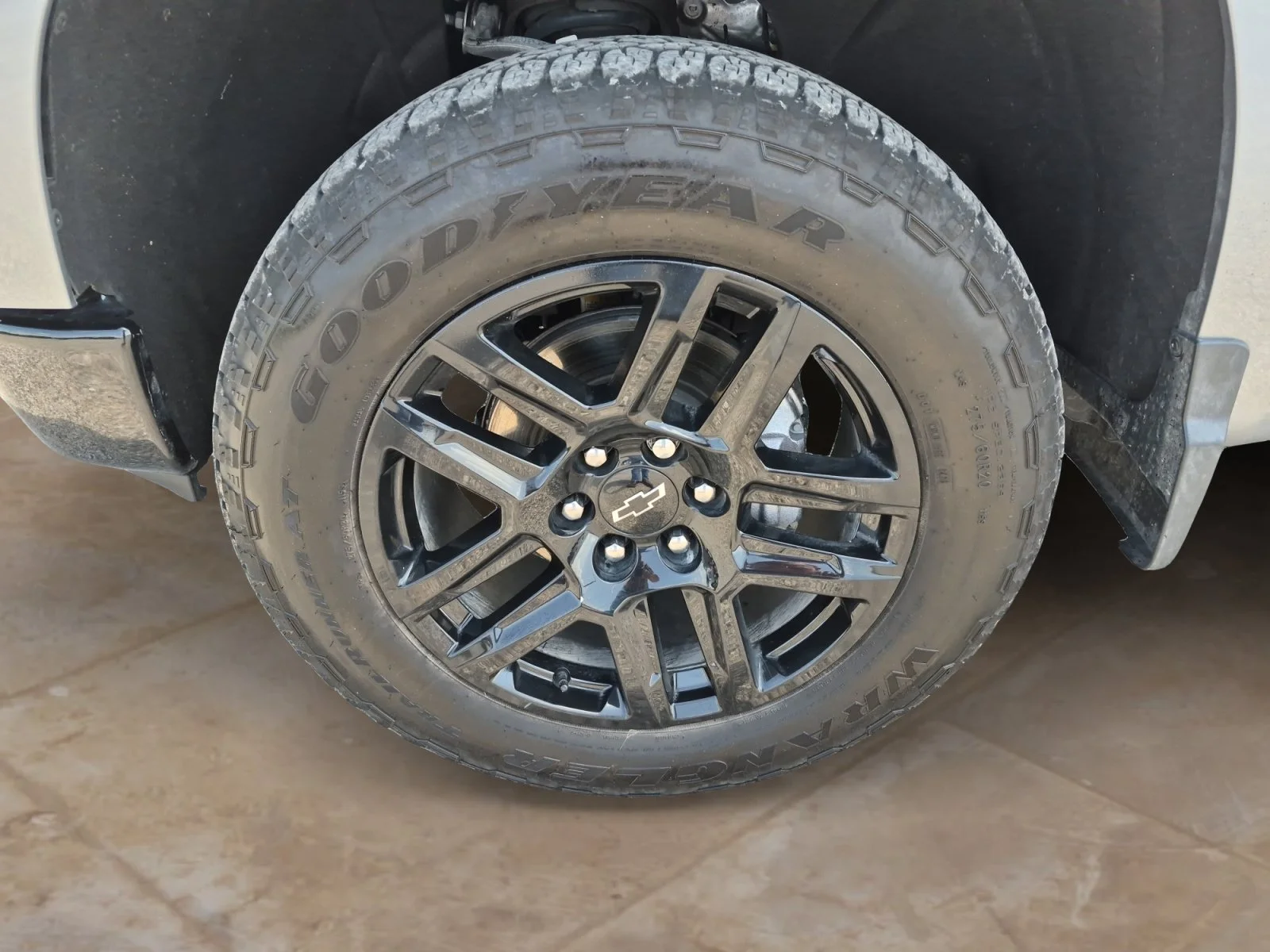 Used 2025 Sterling Gray Metallic Chevrolet LT Trail Boss image 29