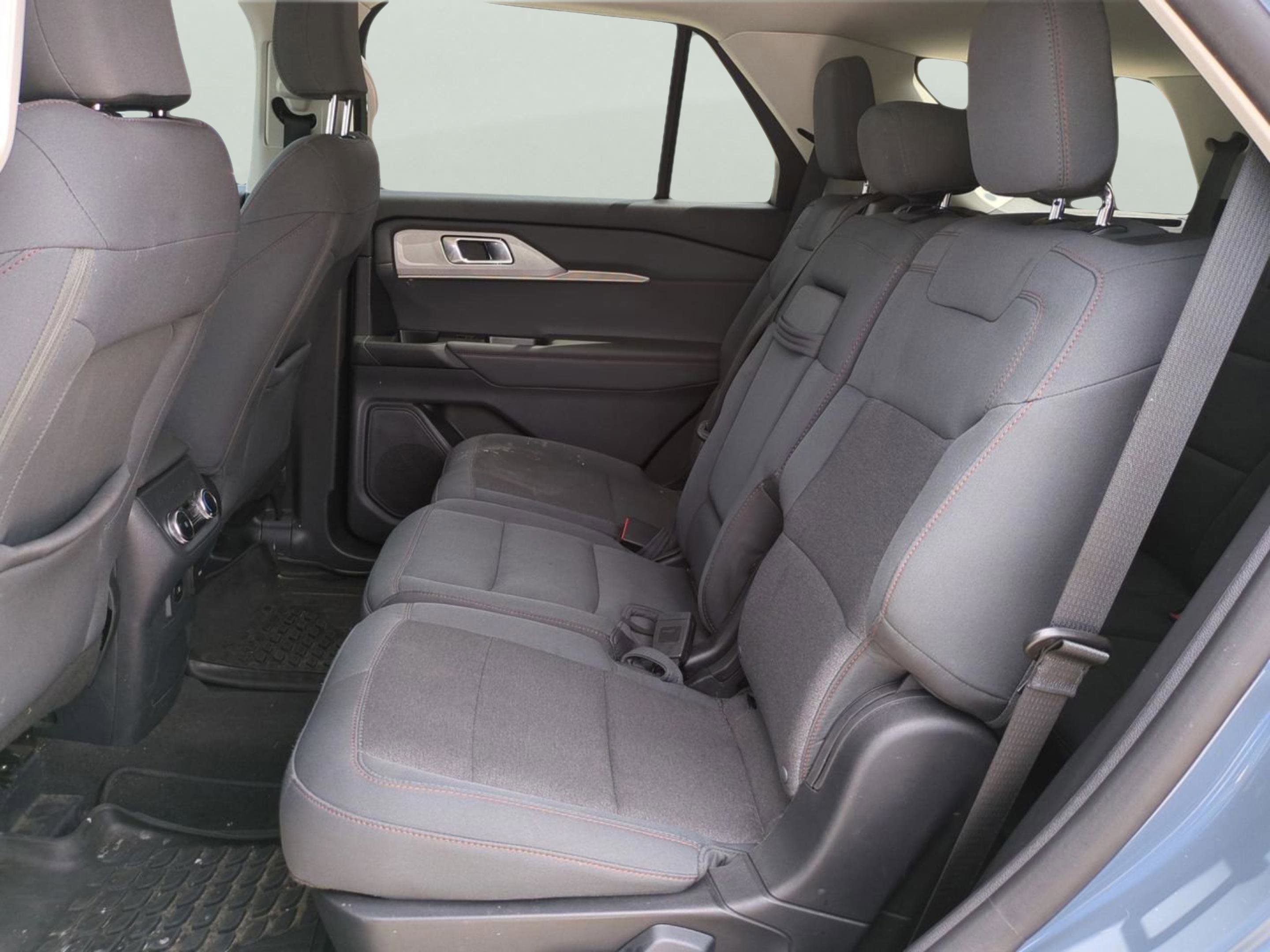 Used 2025 Vapor Blue Ford Active image 13