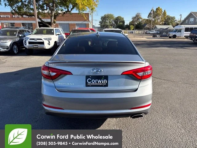Used 2017 Shale Gray Metallic Hyundai  image 6