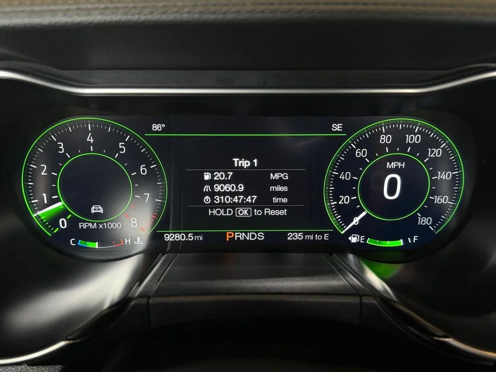 Used 2023 Green Ford Mach 1 image 19