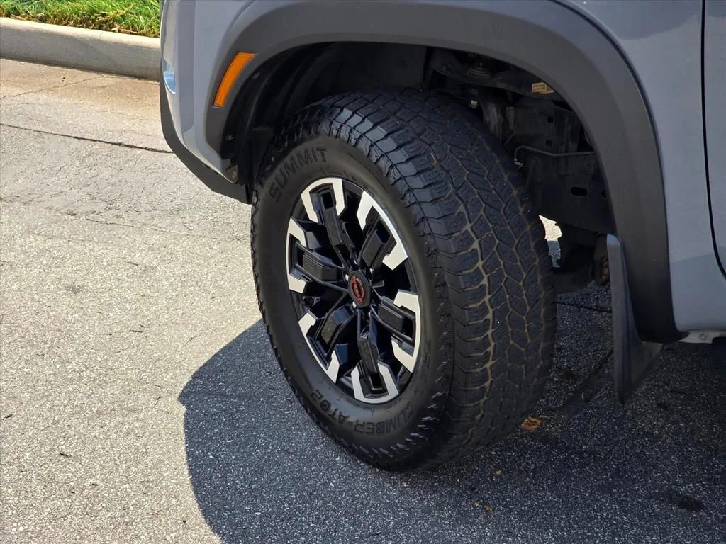 Used 2022 Gray Nissan PRO-X image 25
