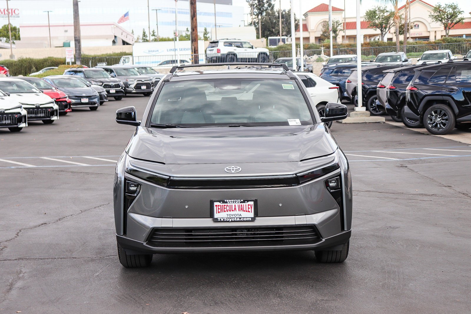 New 2026 Heavy Metal <sup>1</sup> Toyota  XLE image 2