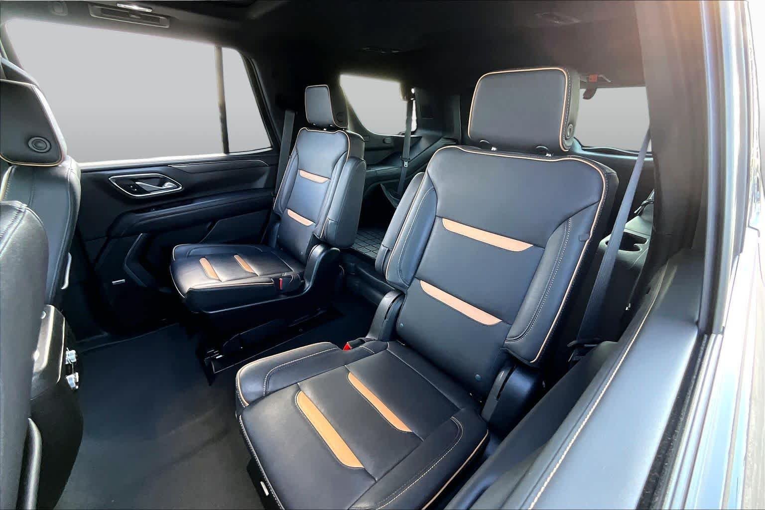 Used 2023 Onyx Black GMC AT4 image 37