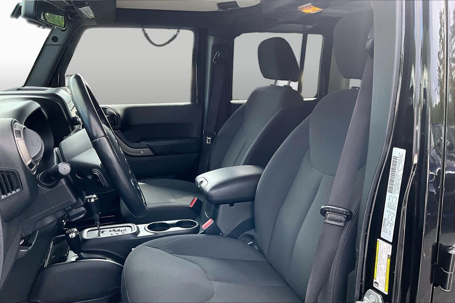 Used 2016 Black Clearcoat Jeep Sport image 8