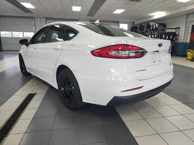 Used 2020 Oxford White Ford SE image 5
