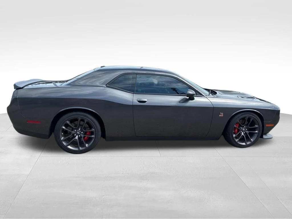 Used 2022 Gray Dodge R/T Scat Pack image 7