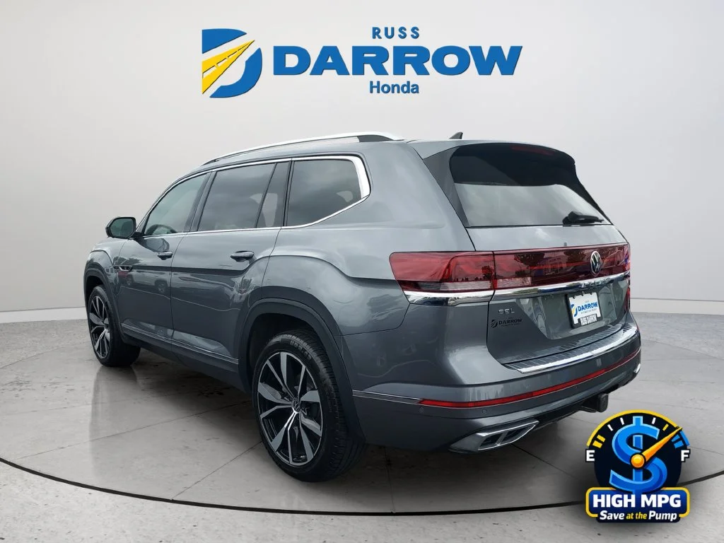 Used 2024 Gray Volkswagen 2.0T SEL Premium R-Line image 3