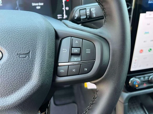New 2026 Oxford White Ford XLT image 25