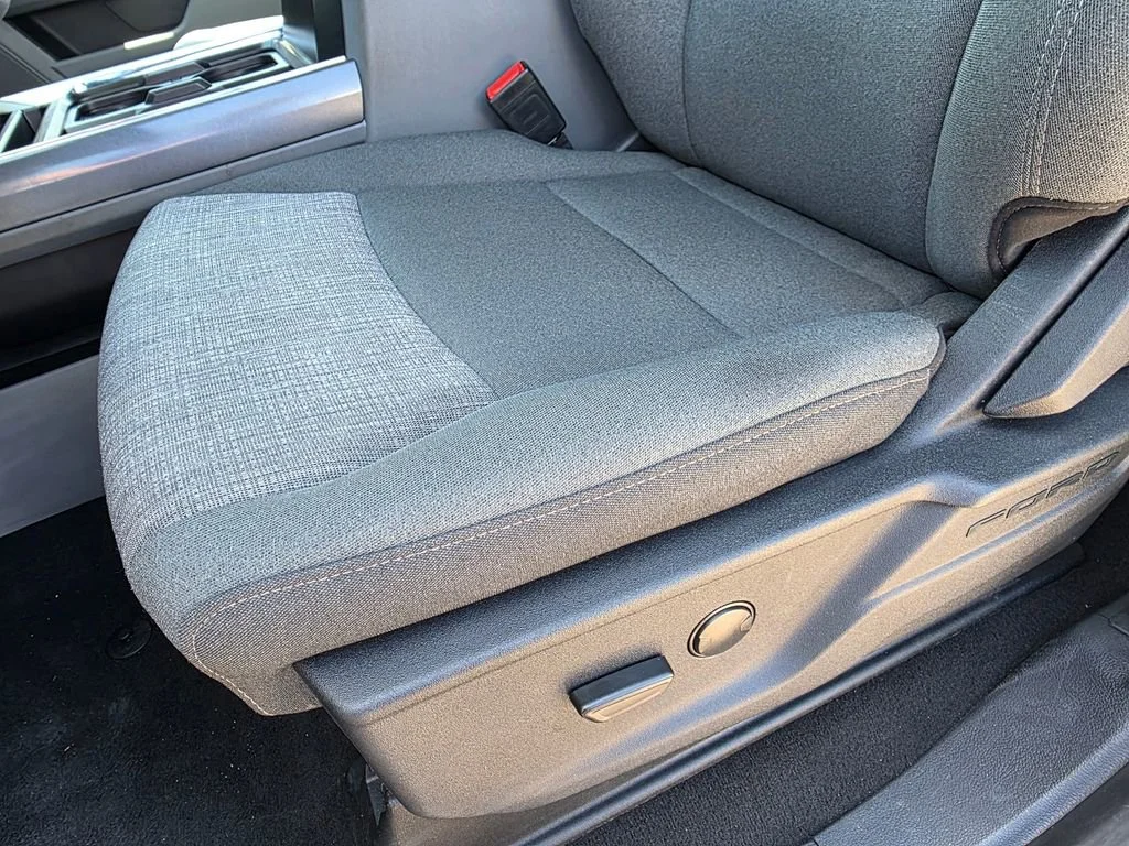Used 2024 White Ford XLT image 12