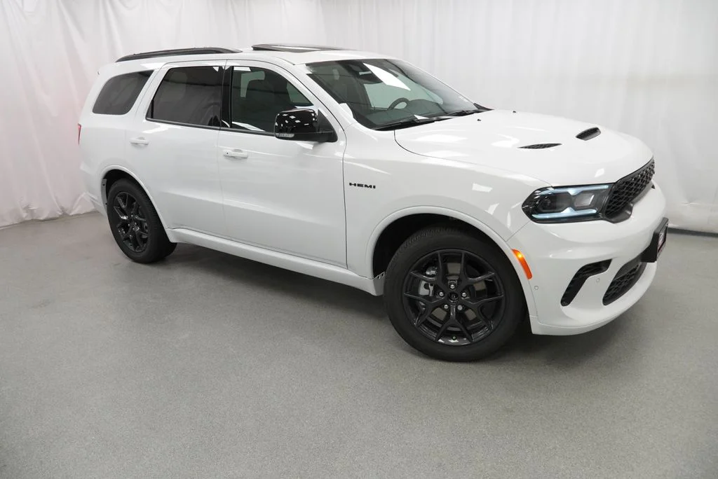 New 2026 White Knuckle Clear-Coat Exterior Paint Dodge GT Plus HEMI V8 image 9