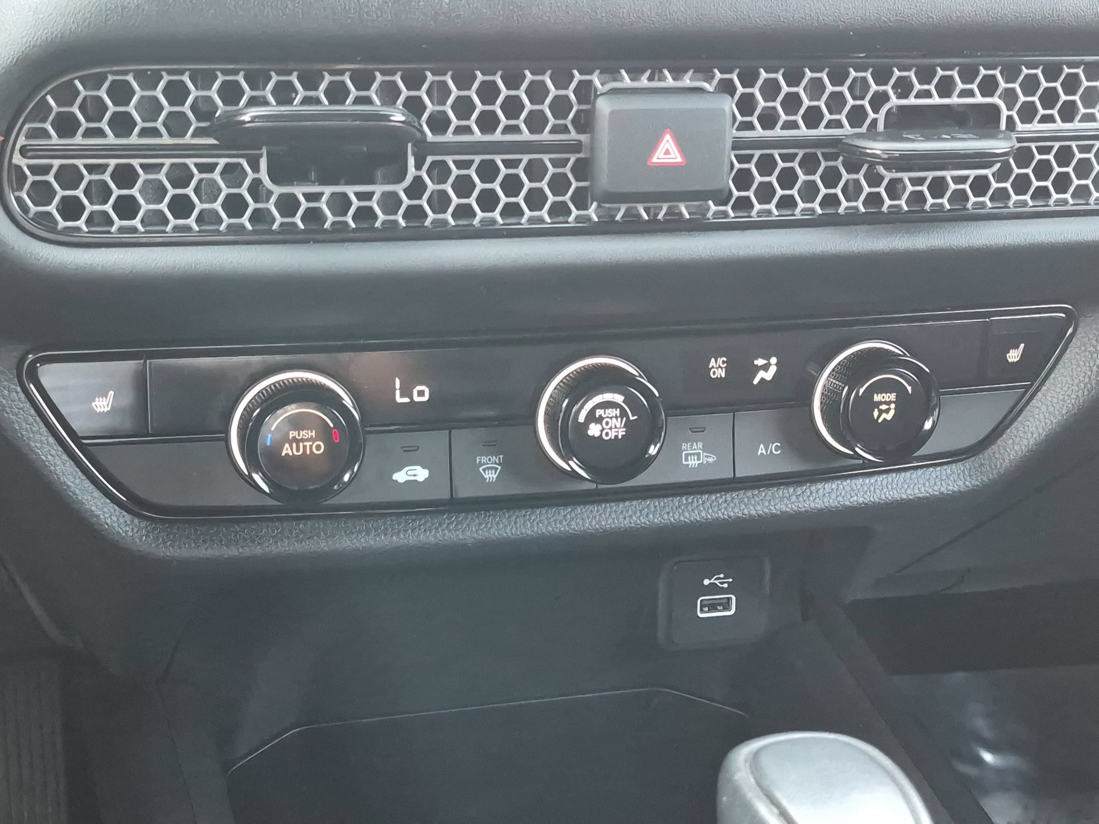 2025 Honda HR-V Sport - Photo 22