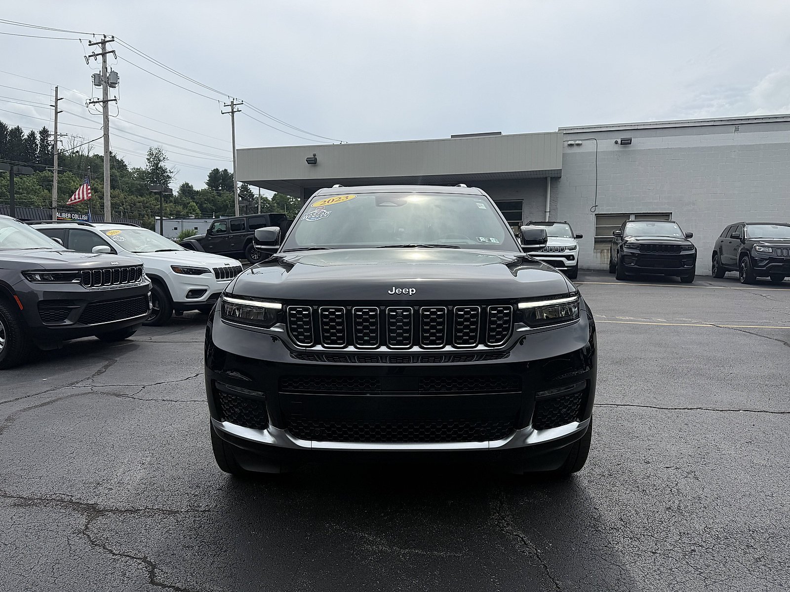 1C4RJKET8P8725571