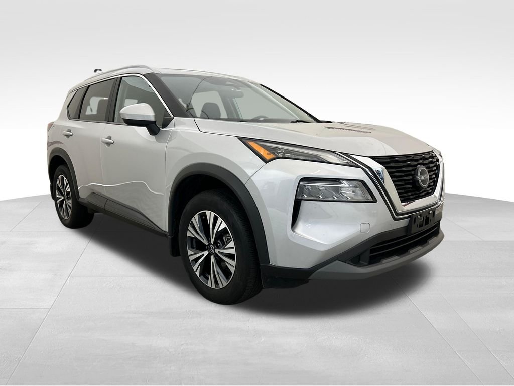 Used 2023 Silver Nissan SV image 7