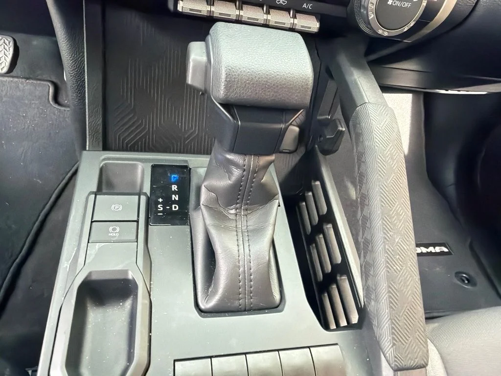 Used 2024 White Toyota SR image 17