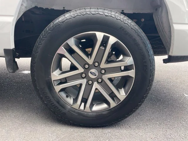 Used 2022 White Ford XL image 16