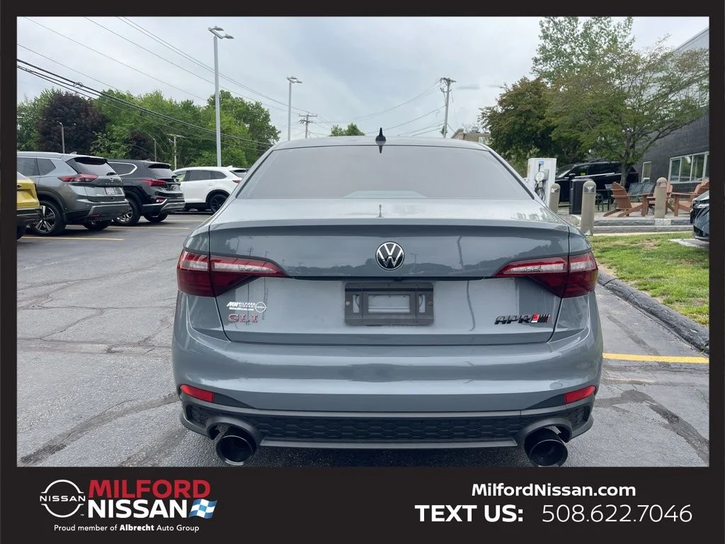 Used 2022 Gray Volkswagen 2.0T Autobahn image 4