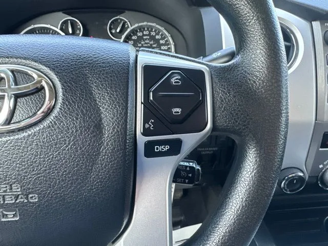 Used 2017 White Toyota SR5 image 24
