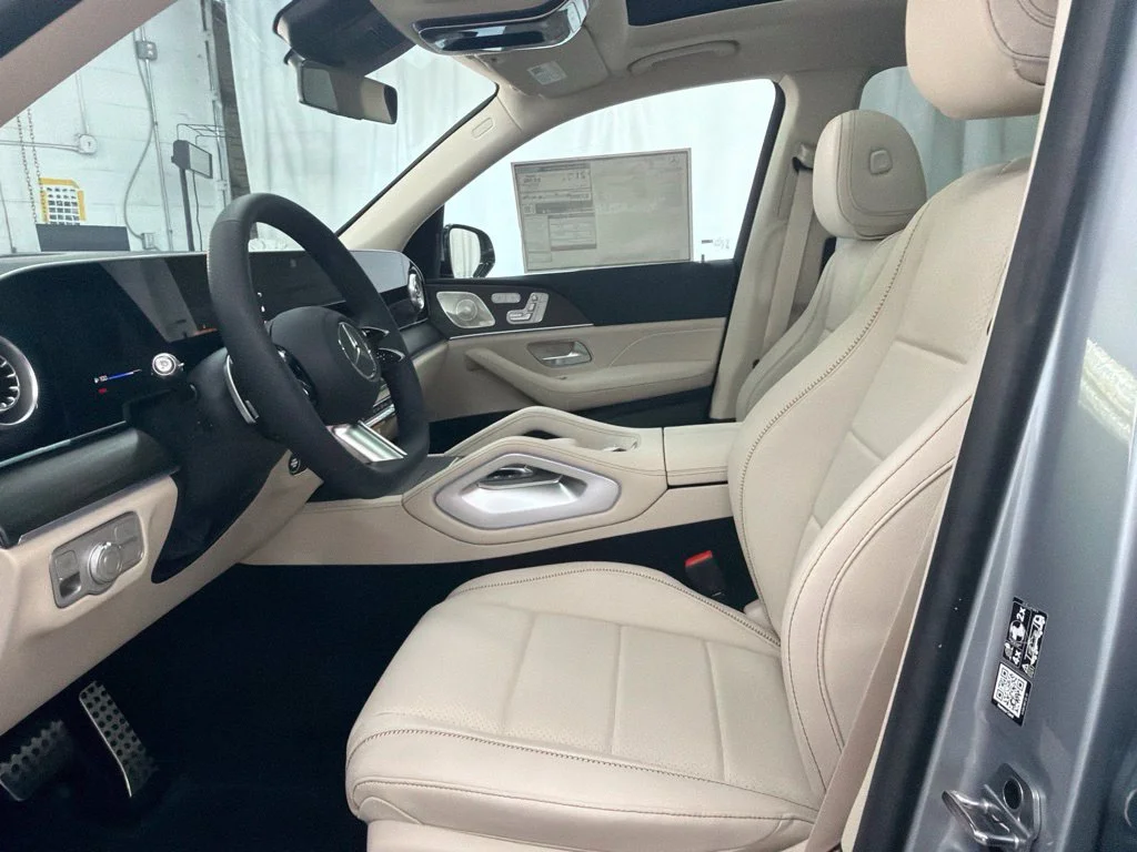 New 2027 Silver Mercedes-Benz GLS 450 image 12